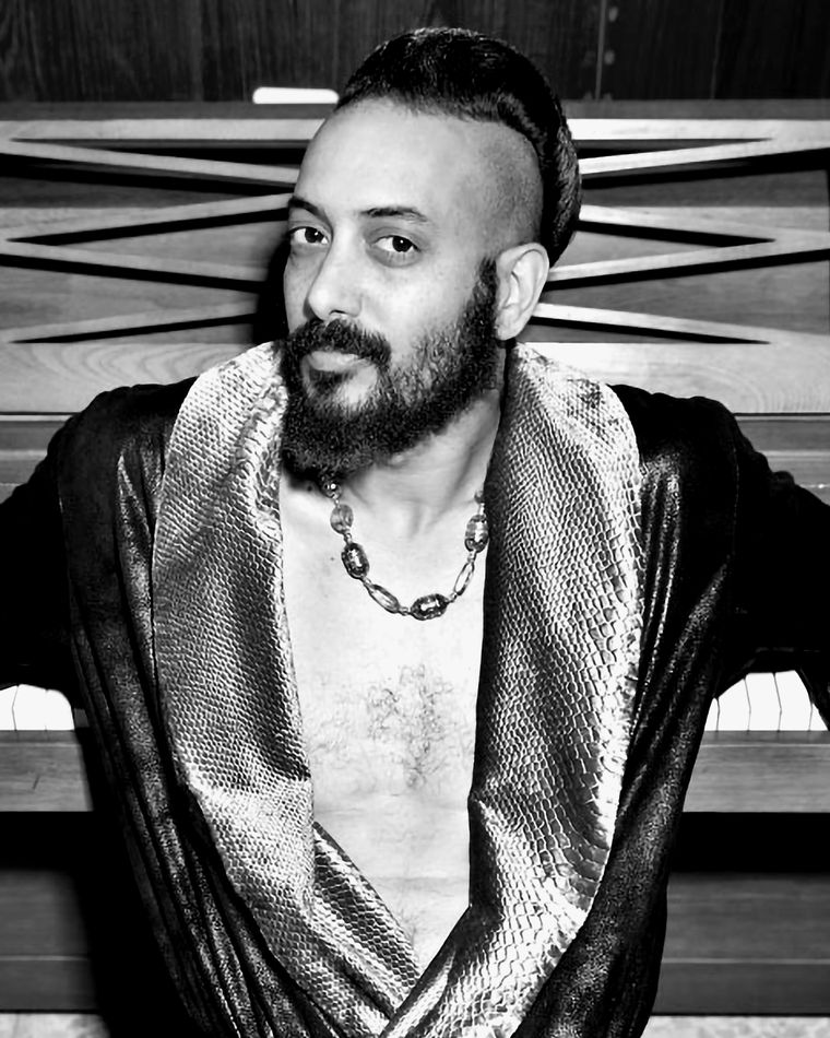 Ravid Kahalani - sound meditation at CLOUD SPACE Tel Aviv
